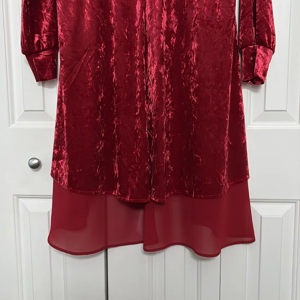 NWOT - Torrid chiffon velvet duster. Size M/L (10). Torrid size 00. - Picture 9 of 12